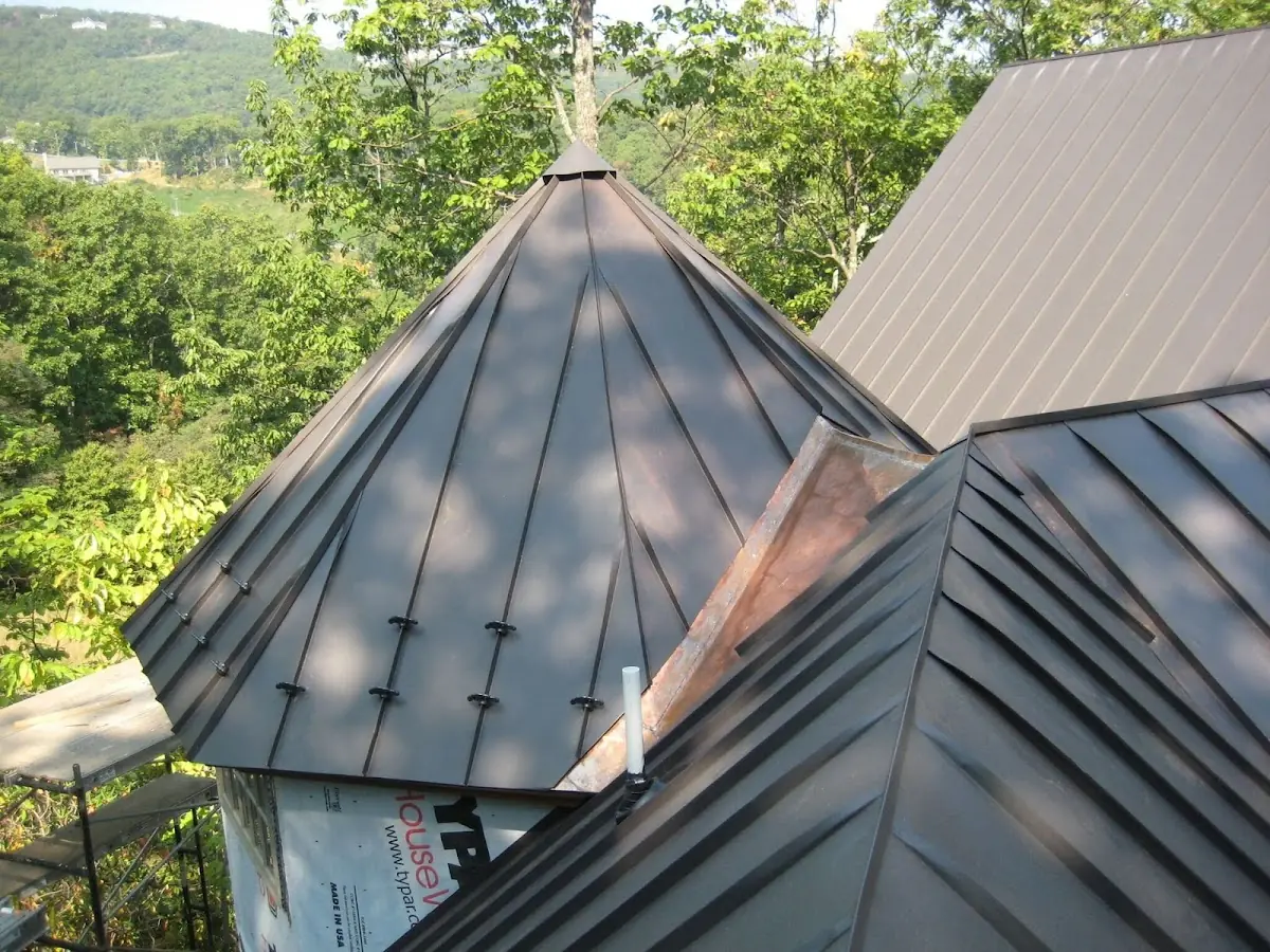 Professional Gutter Cleaning by Craftsman Roofing in Pinyon Hills